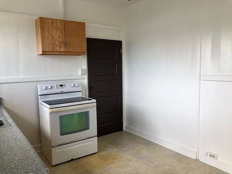 550 Iwalani St — Photo 4