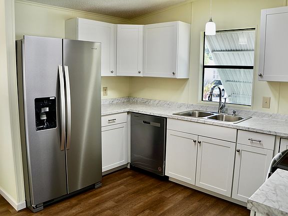 5th image of 541 Natalie Drive