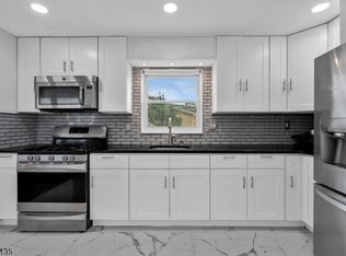 347 Livingston Rd, Linden City, NJ 07036