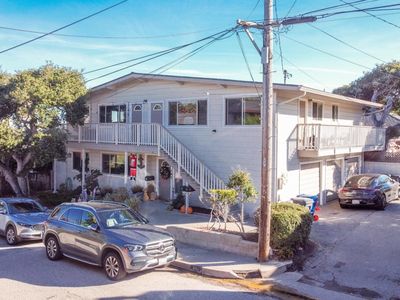 147 12th St, Pacific Grove, CA, 93950