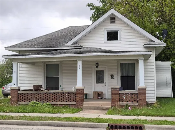 4 N Indiana St, Roachdale, IN 46172