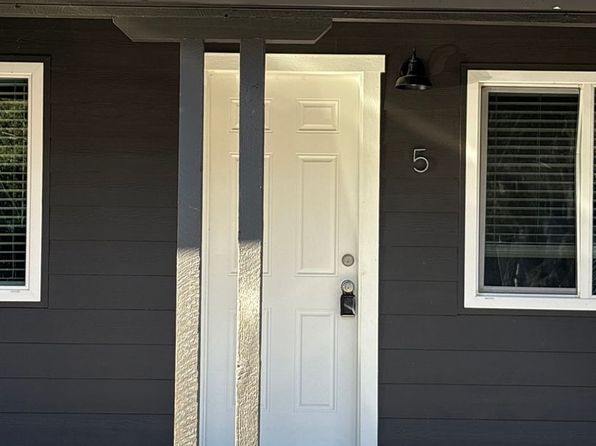 655 Rogue River Hwy APT 5