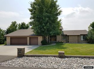3125 Riverside Dr, Riverton, WY 82501