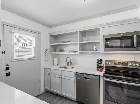 6015 E University Blvd APT 126, Dallas, TX 75206