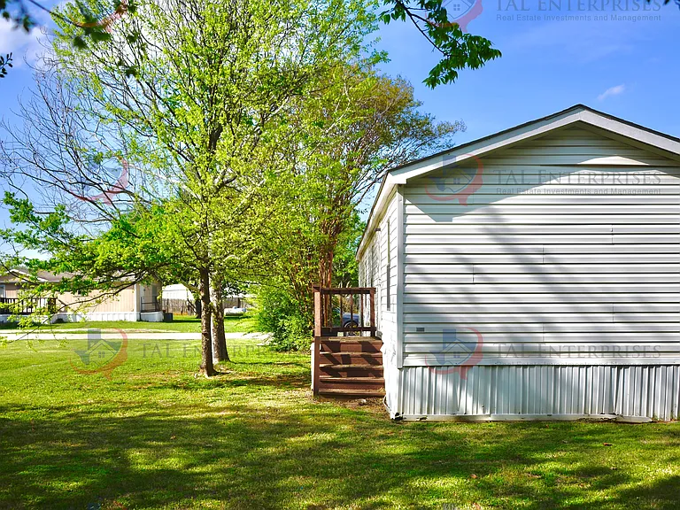 4228 Satellite Dr — Photo 14