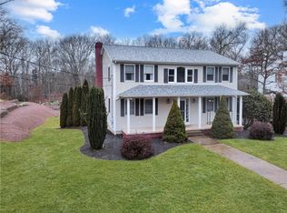 14 Evergreen Ln, Westerly, RI 02891