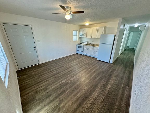 2nd image of 1028 E Bender Blvd #T