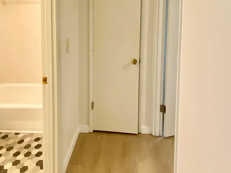 4411 Corliss Ave N #3 — Photo 7