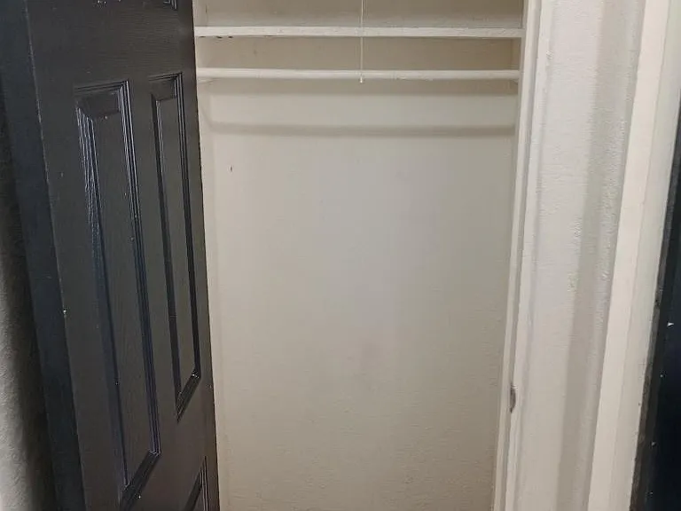 301 N Sunshine Blvd #8 — Photo 7