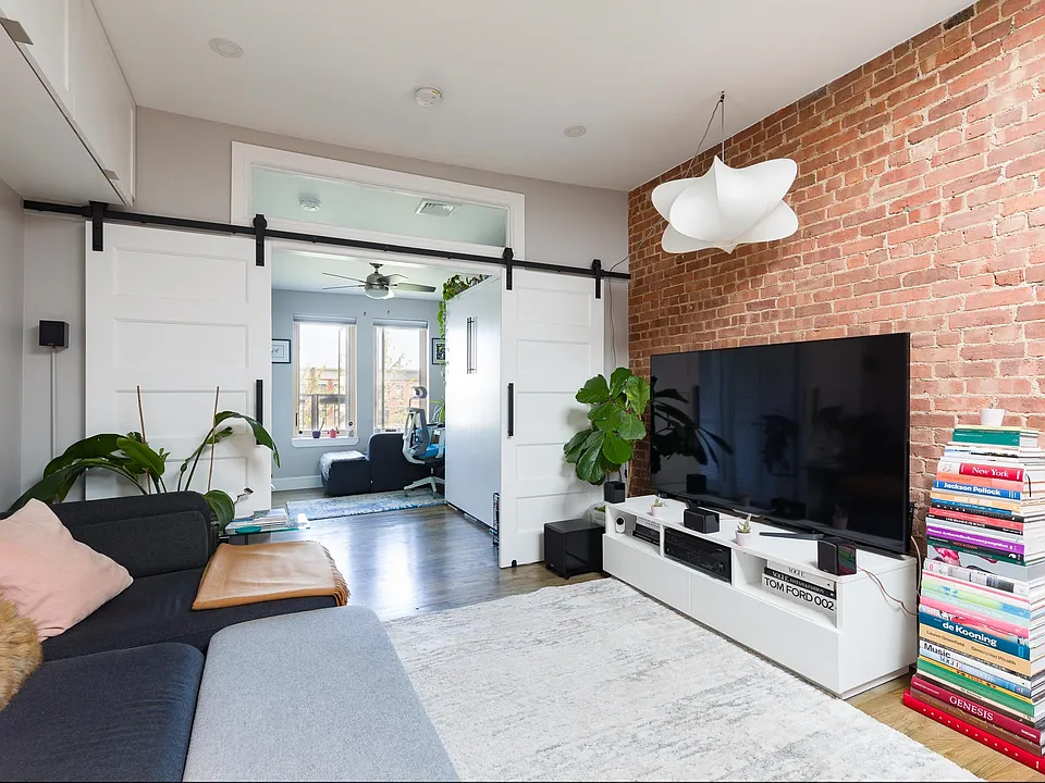 815 Willow Ave #5R