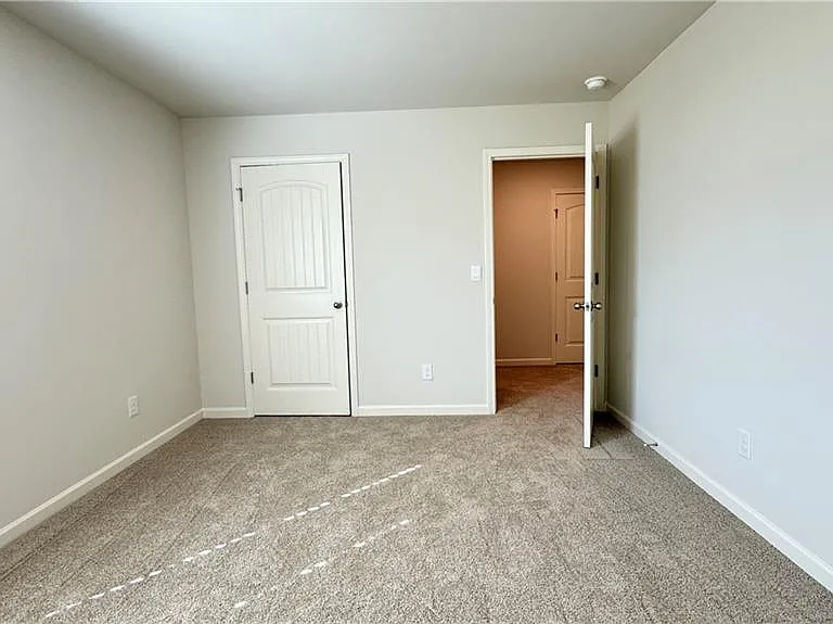841 Highgrove Way — Photo 27