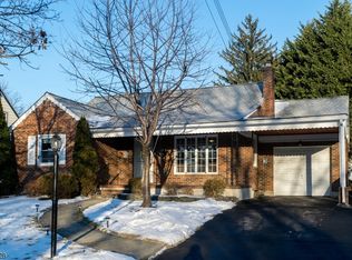 647 Ferguson St, Phillipsburg, NJ 08865