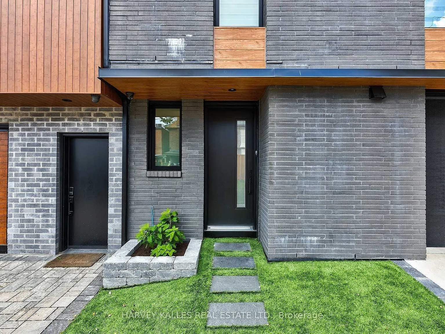 2 bed, $4,200 — Photo 1