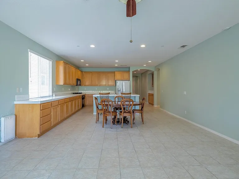 4036 Tournament Dr — Photo 20
