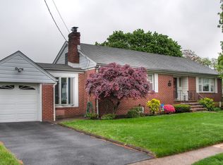 86 Greenlawn Ave, Clifton, NJ 07013