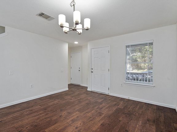 4th image of 3516 Sand Dunes Ave