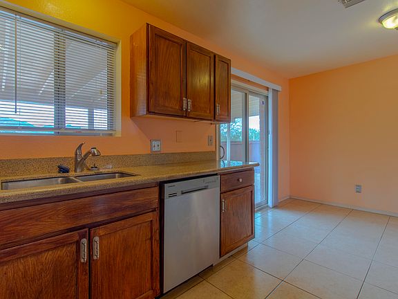5th image of 15717 N Twin Lakes Dr