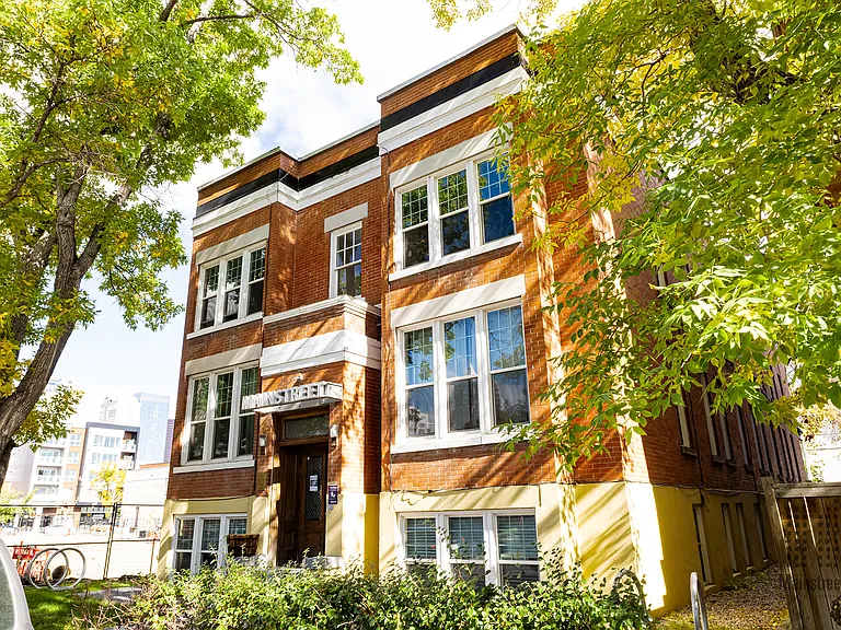 1722 5a St SW — Photo 11