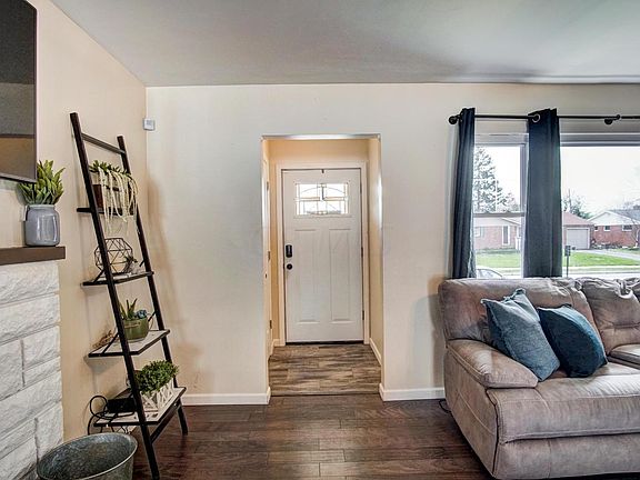 4th image of 2682 Kingston Ave
