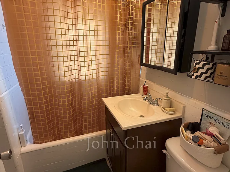 55 Linden St #12 — Photo 25