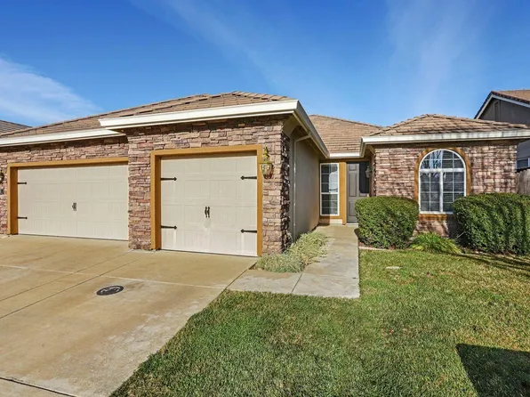191 Bullion Hill Dr, Valley Springs, CA 95252
