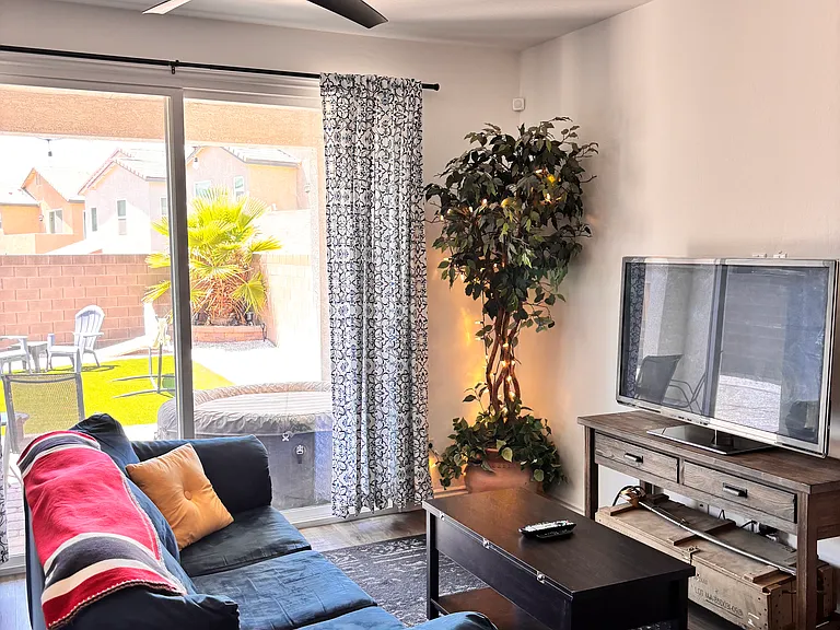 3009 Moulin Heights St — Photo 4