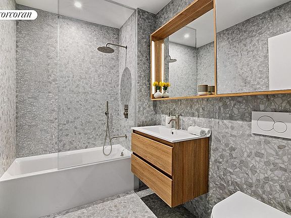 5th image of 625 New York Ave #6D