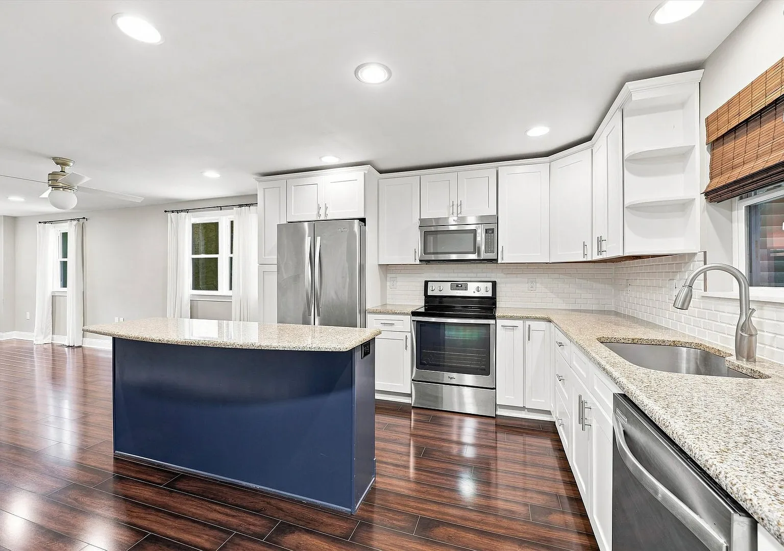 Renovated Conshohocken Home Park Views, Finished Basement & Backyard — Photo 4