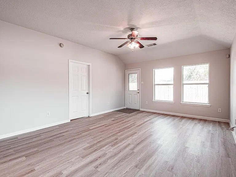 6227 Lovage Ave — Photo 14