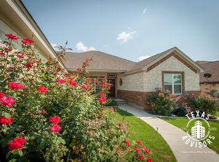 201 Jake Dr, Jarrell, TX 76537