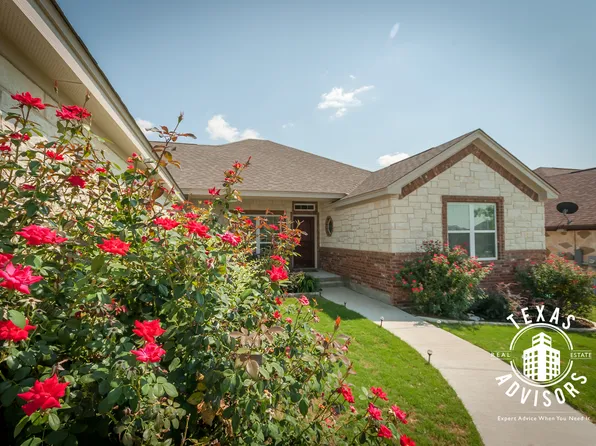 201 Jake Dr, Jarrell, TX 76537