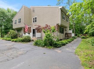 160 Route 27 APT 3, Raymond, NH 03077