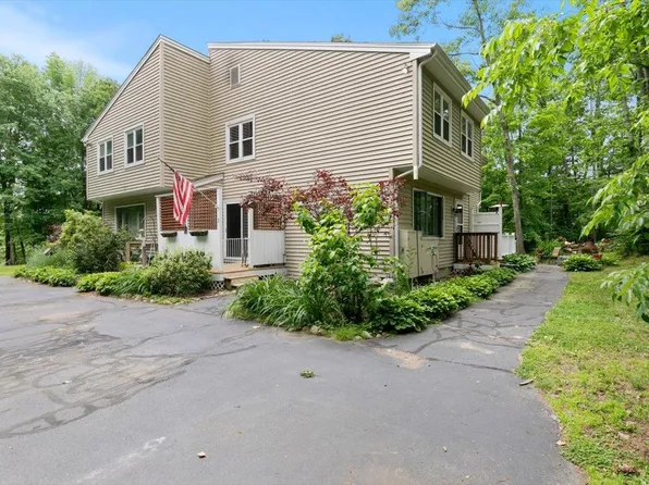 160 Route 27 #3, Raymond, NH 03077