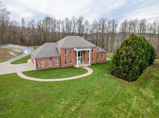 616 Red Barn Ln, Latrobe, PA 15650