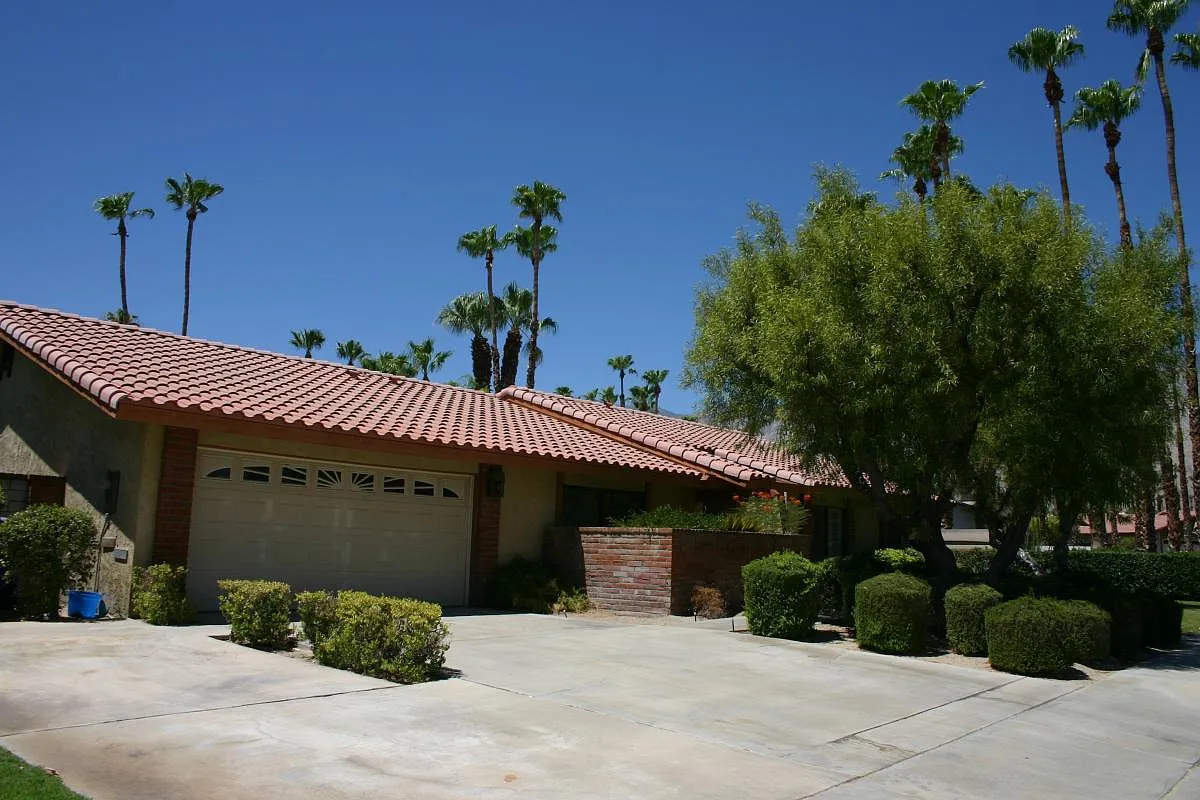 3177 E Cajon Circle — Photo 1