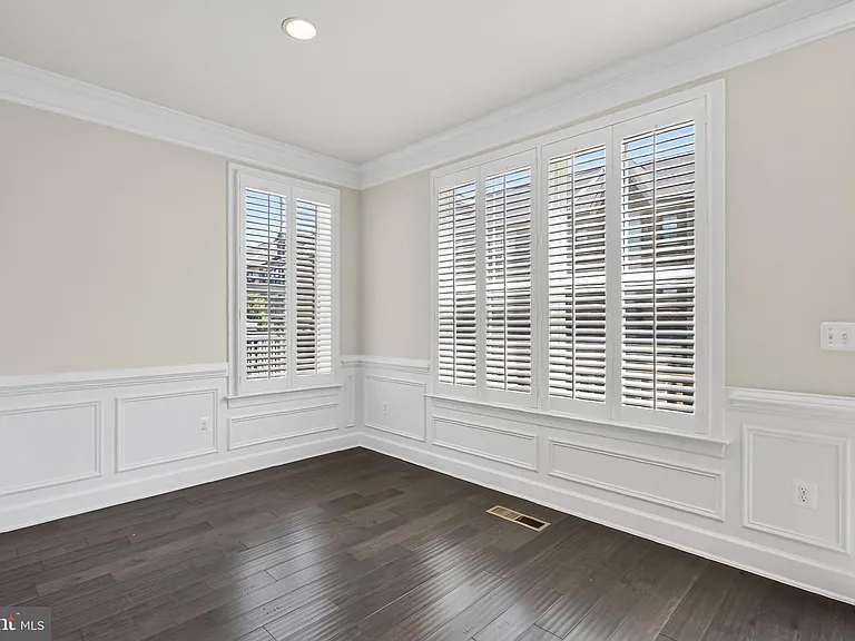 3698 Ambrose Hills Rd — Photo 27