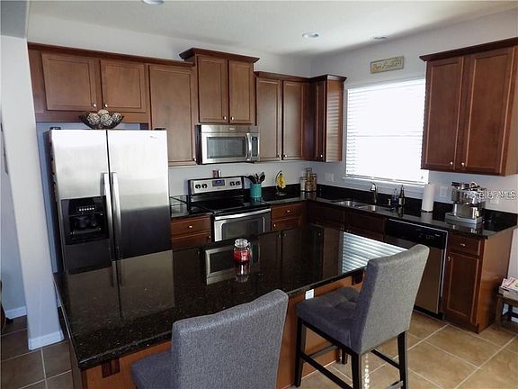2nd image of 9606 Silver Buttonwood St
