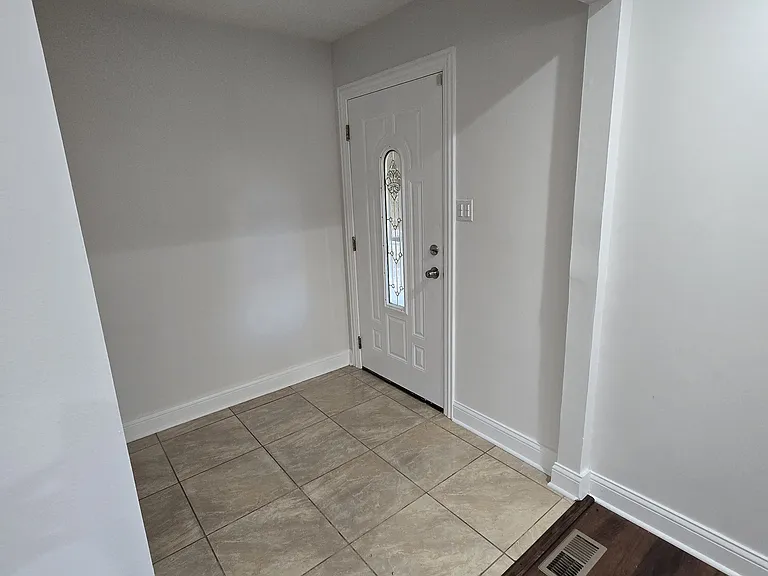17055 Hickory Ct — Photo 12