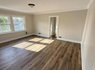 2206 E Michigan Blvd APT 3, Michigan City, IN 46360