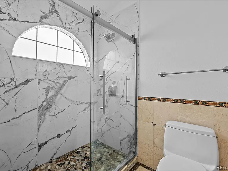 8725 Meadowlark Cir — Photo 15