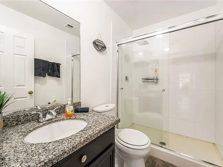 5576 W Rochelle Ave #22A — Photo 26