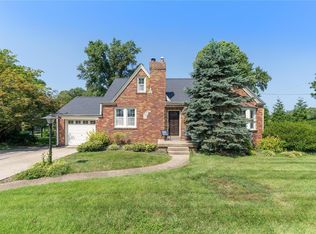 9725 Sappington Rd, Saint Louis, MO 63128