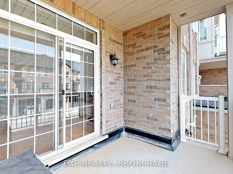 4 Haymarket Dr — Photo 23