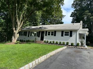 44 Lake Dr, Randolph, NJ 07869