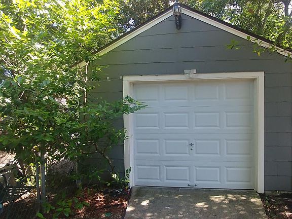 Single car garage 364 sq. ft