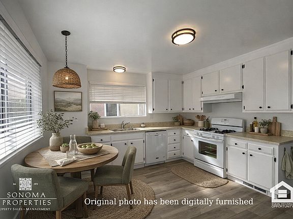 3rd image of 534-536 Joaquin Dr