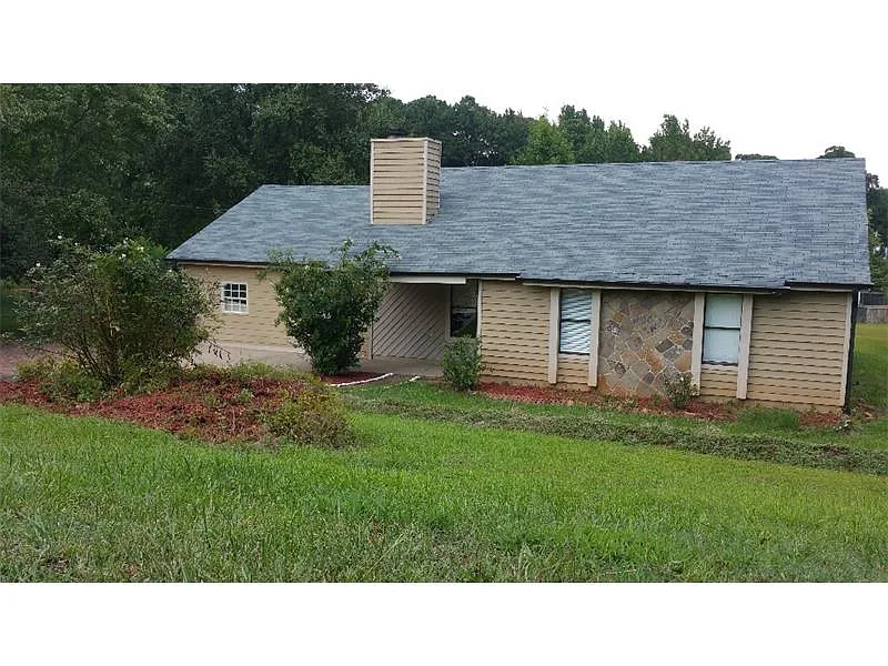 582 Paden Dr photo 1