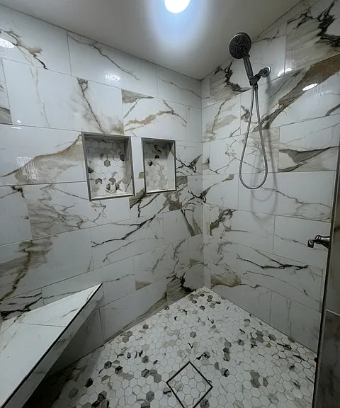 Master Bathroom Walk-in Shower