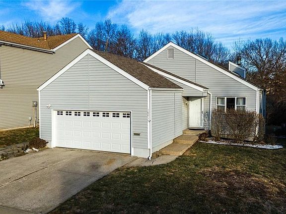 2nd image of 10015 N Cherry Dr