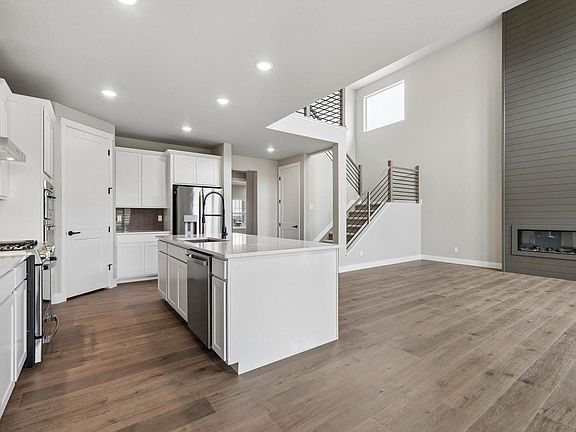 3rd image of 1609 Baltusrol Ct